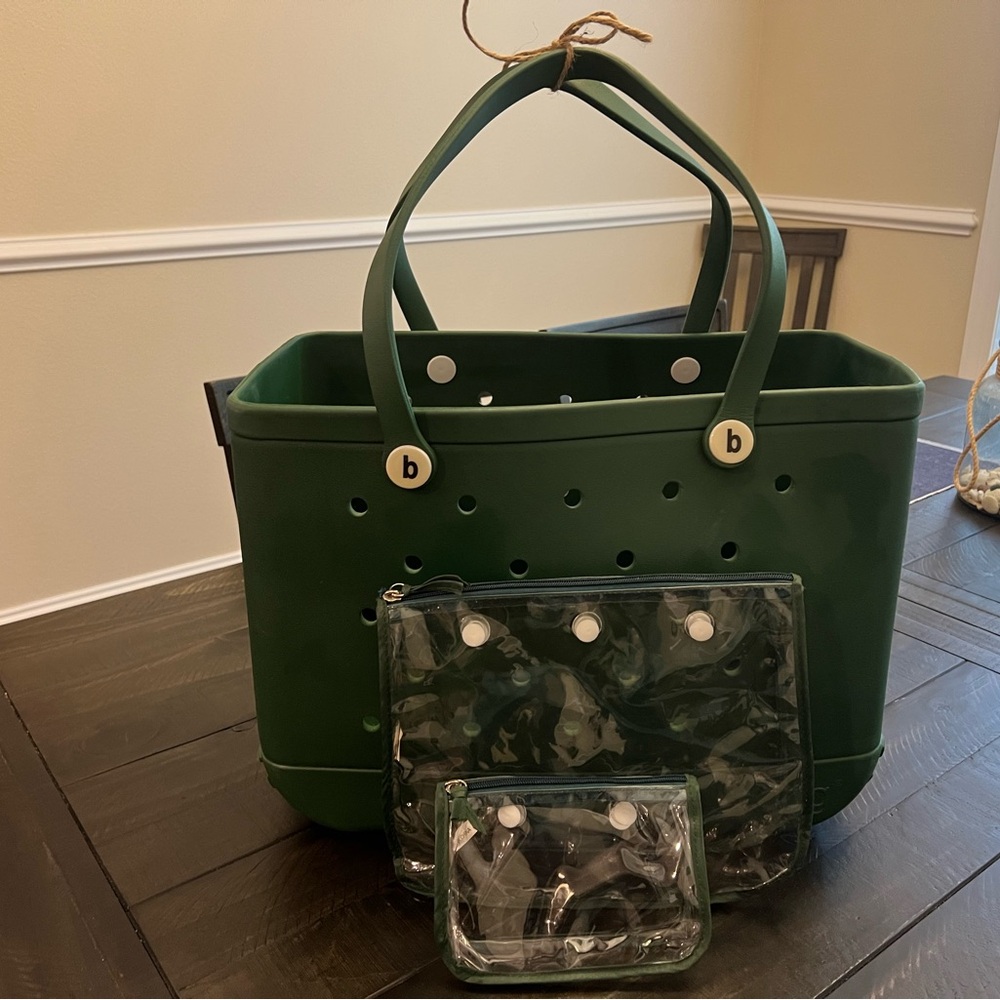 Large Hunter Green Bogg Bag